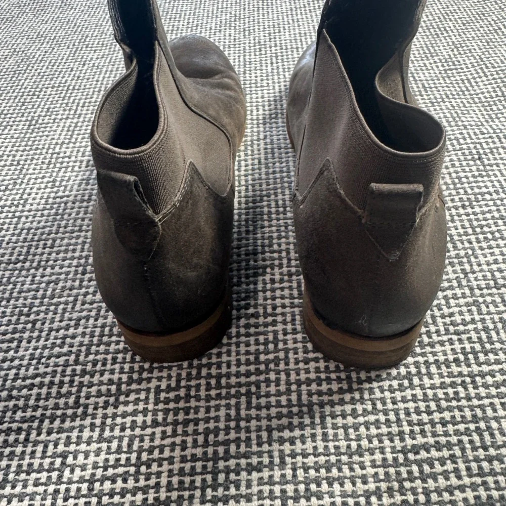Franco Sarto Womens Dark Brown Distressed Leather Chelsea Ankle Boots Size 6.5